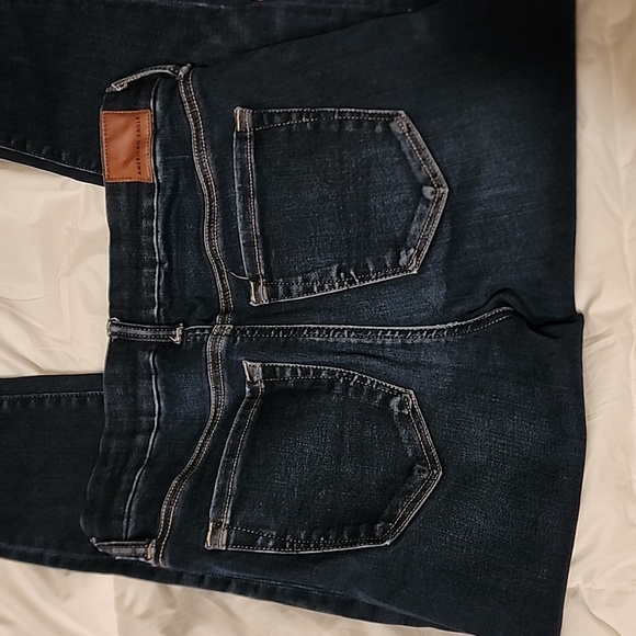 American Eagle Outfitters Women's Dark Blue Jeans - Picture 2 of 4